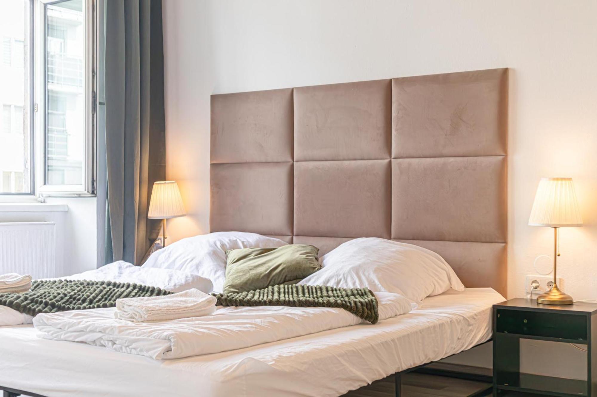 Friendly 2Br Apt-Near U6 Station Am Schoepfwerk Vienna Exterior photo